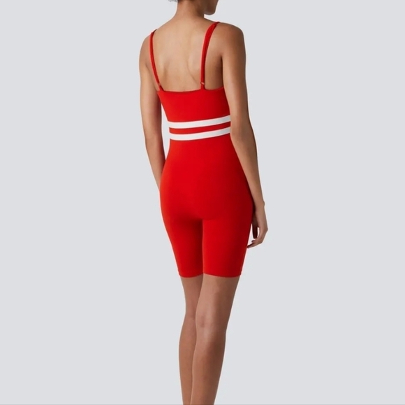 New Perfect Moment Seamless Stripe Red Fitness Suit NWT Medium - Picture 5 of 13
